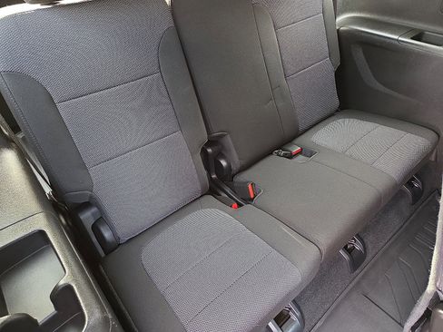 Used 2023 Chevrolet Traverse LT w/ LPO, Floor Liner Package image 20
