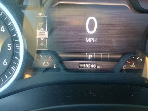 Used 2025 RAM 1500 Laramie w/ Sport Appearance Package AWD/4WD image 28