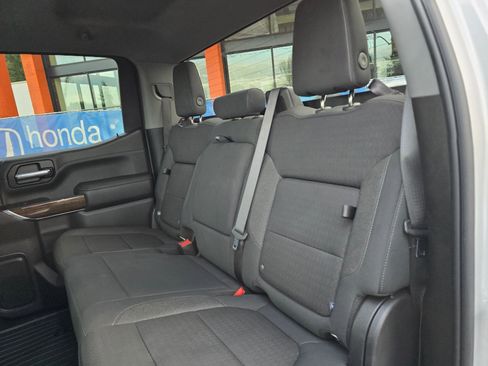 Used 2020 GMC Sierra 1500 Elevation w/ Elevation Value Package image 17