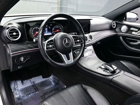 Used 2019 Mercedes-Benz E 300 4MATIC image 14