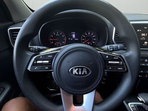 Used 2022 Kia Sportage LX FWD image 22