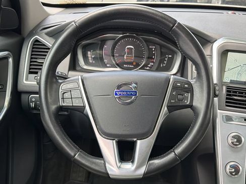 Used 2017 Volvo XC60 T5 Dynamic w/ Preferred Option Package FWD image 24