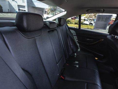 Used 2014 BMW 320i xDrive Sedan AWD/4WD image 29