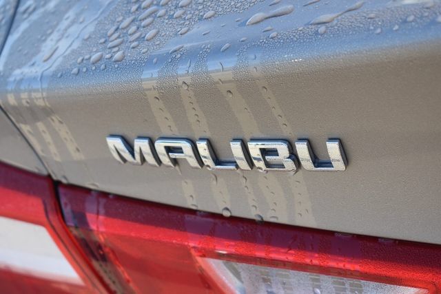 Used 2025 Chevrolet Malibu LS FWD image 12