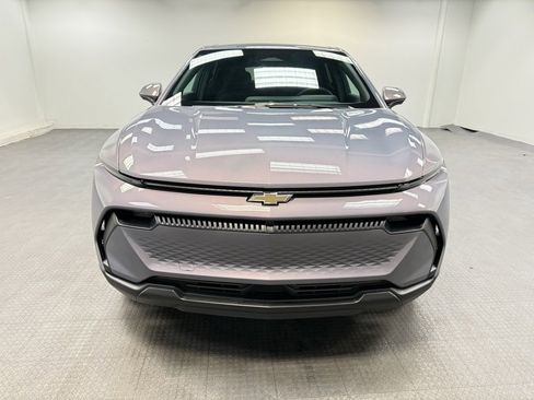 New 2026 Chevrolet Equinox EV LT image 9