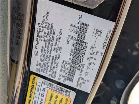Used 2019 Ford Fusion SE FWD image 15
