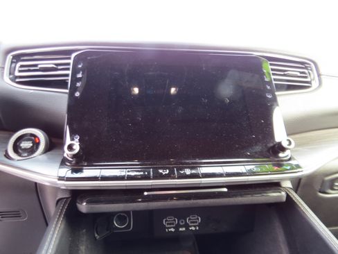 Used 2024 Jeep Wagoneer Series II image 21