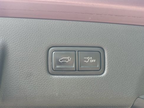 Used 2022 Kia Carnival SX Prestige FWD image 31