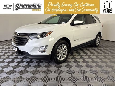 Used 2018 Chevrolet Equinox LT FWD image 1