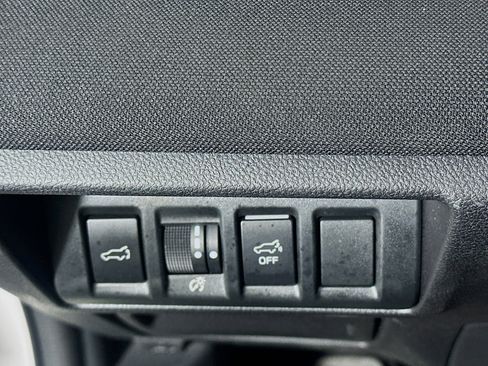 Used 2025 Subaru Outback Premium image 16