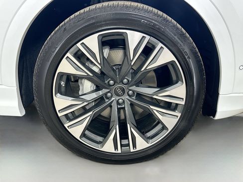 New 2026 Audi Q8 Premium Plus AWD/4WD image 11