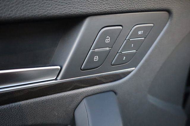 Used 2018 Audi Q5 2.0T Premium Plus w/ Premium Plus Package AWD/4WD image 38