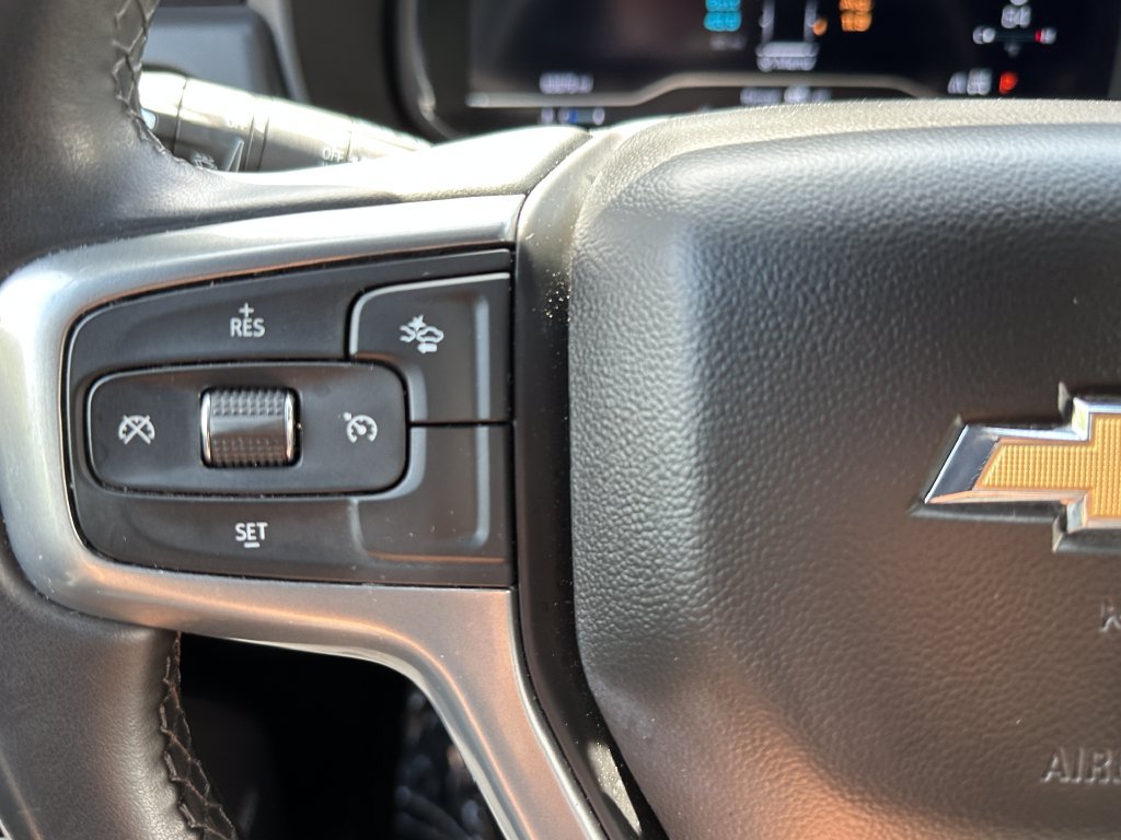 Used 2024 Chevrolet Suburban LT AWD/4WD image 30