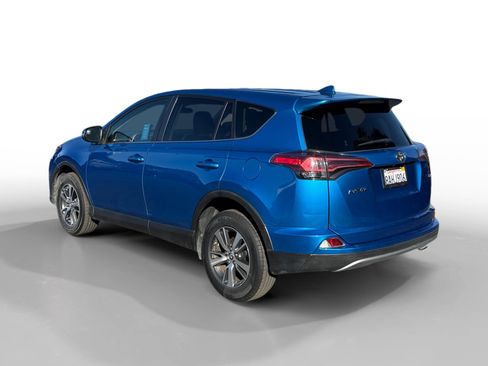 Used 2017 Toyota RAV4 XLE image 3