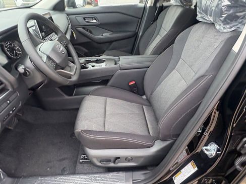 New 2026 Nissan Rogue SV image 18