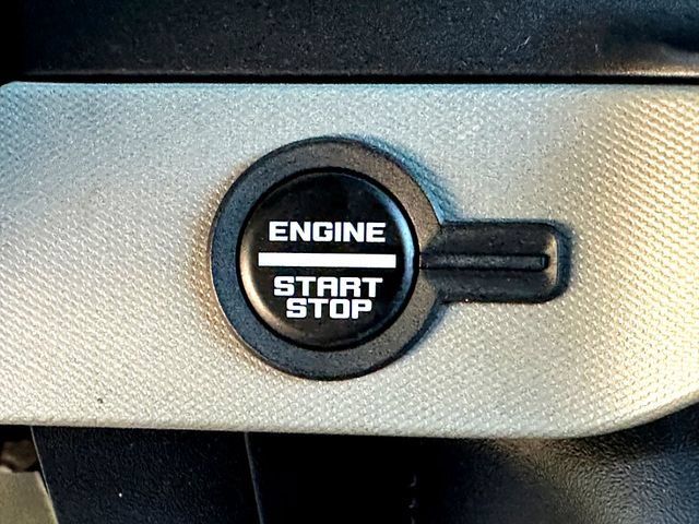 Used 2023 Ford Bronco Badlands w/ Sasquatch Package AWD/4WD image 17