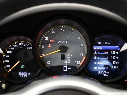 Used 2015 Porsche 911 GT3 image 23