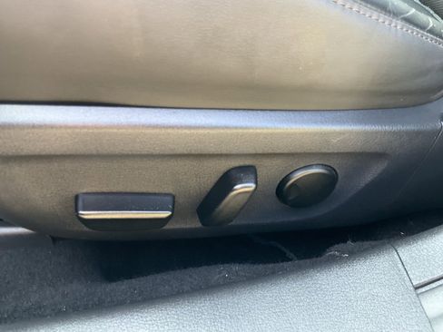 Used 2019 MAZDA MAZDA3 Sedan w/ Premium Package image 16