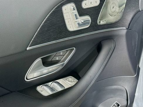 Used 2026 Mercedes-Benz GLS 450 4MATIC image 18