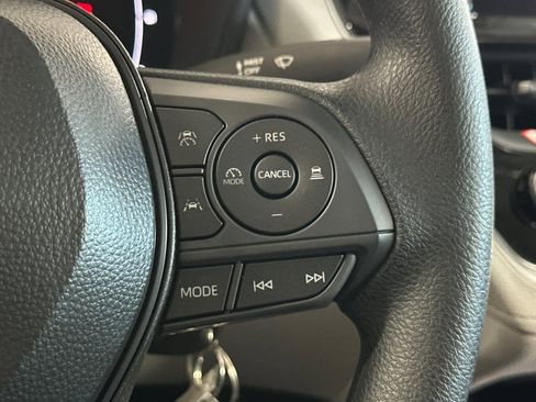 New 2026 Toyota Corolla Cross L image 27