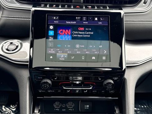 Used 2023 Jeep Grand Cherokee Altitude image 30