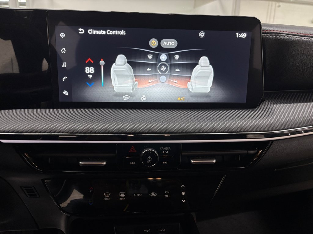 Used 2025 Nissan Kicks SR AWD/4WD image 22
