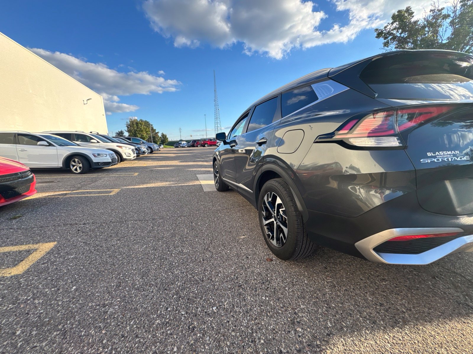 Certified 2023 Kia Sportage EX AWD/4WD image 4
