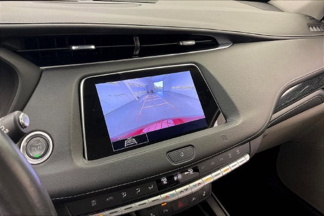 Used 2020 Cadillac XT4 Premium Luxury w/ Cold Weather Package AWD/4WD image 27