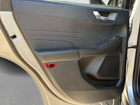 Used 2022 Ford Escape SEL AWD/4WD image 13