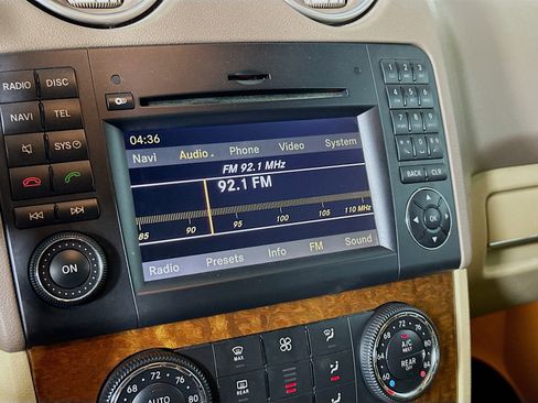 Used 2009 Mercedes-Benz ML 350 4MATIC image 19