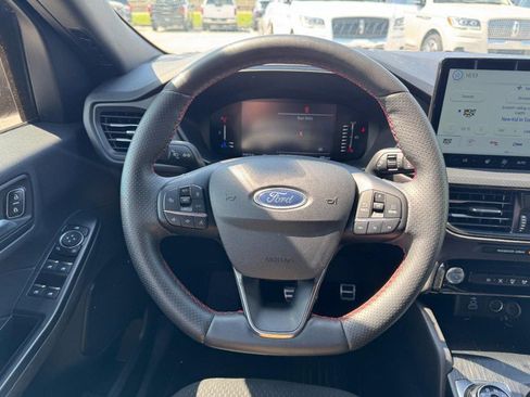 Used 2024 Ford Escape ST-Line Select w/ Tech Pack #1 AWD/4WD image 10