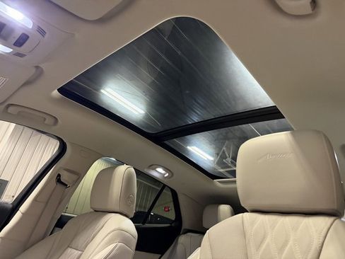 Used 2023 Buick Envision Avenir image 45