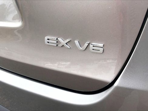 Used 2016 Kia Sorento EX w/ EX Touring Package image 9