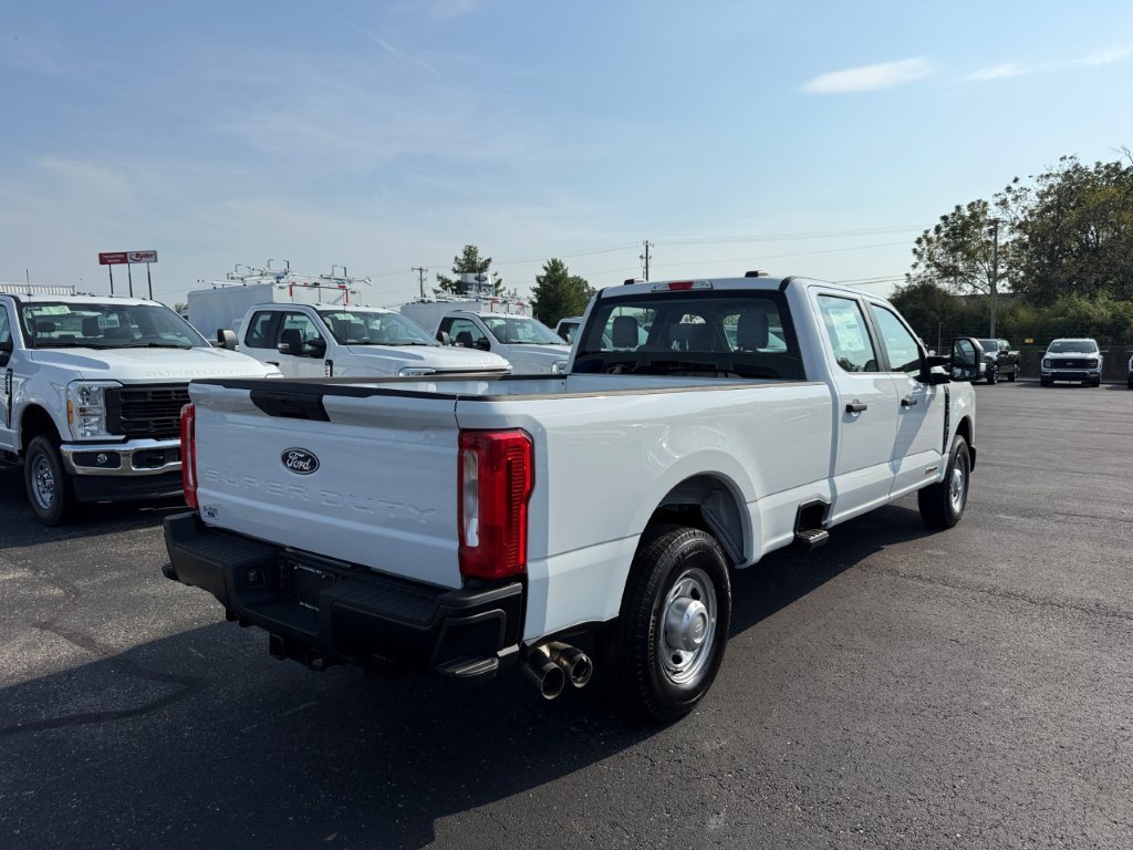 New 2027 Ford F350 XL RWD image 6