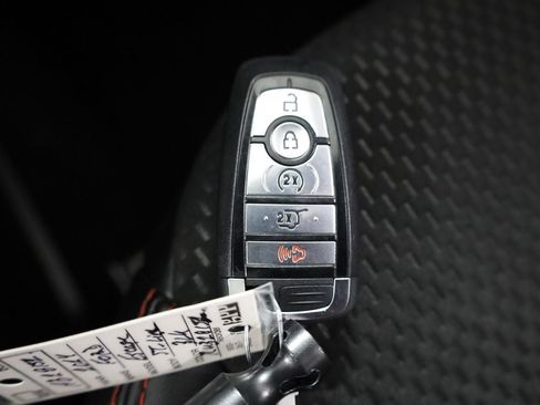 Certified 2024 Ford Escape ST-Line Select w/ Tech Pack #1 AWD/4WD image 33