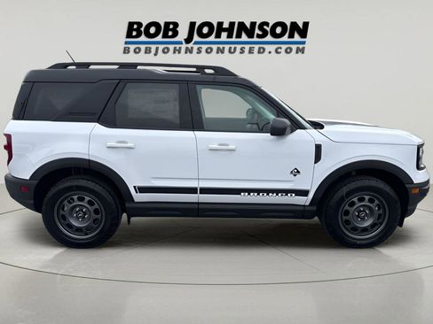 Used 2024 Ford Bronco Sport Outer Banks AWD/4WD image 2