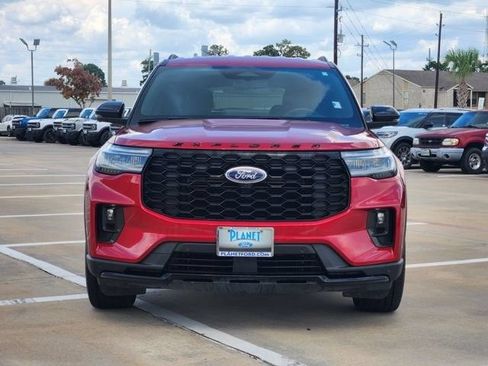 Used 2025 Ford Explorer ST-Line w/ Premium Package RWD image 2