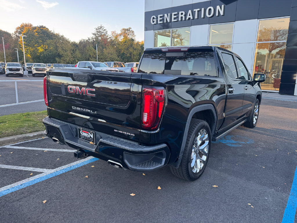 Used 2022 GMC Sierra 1500 Denali w/ Denali Premium Package AWD/4WD image 4