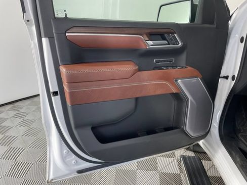 Certified 2022 GMC Sierra 1500 Denali Ultimate AWD/4WD image 12