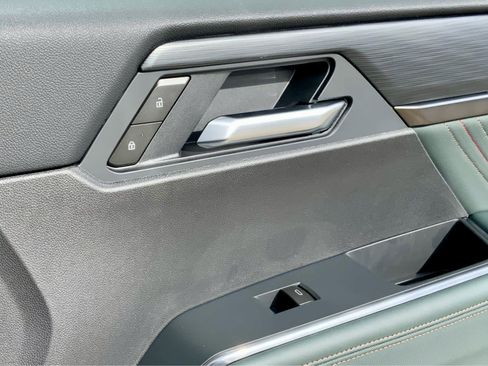 New 2026 GMC Acadia AT4 w/ LPO, Floor Liner Package AWD/4WD image 51