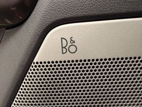 Used 2023 Ford F150 Lariat w/ Equipment Group 502A High image 35