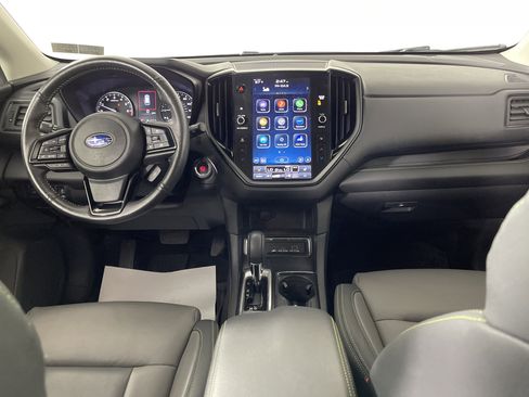 Used 2024 Subaru Ascent Onyx Edition image 16