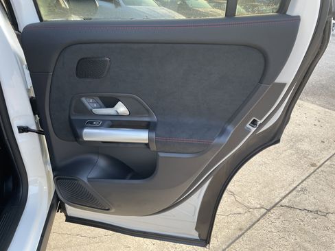 Used 2025 Mercedes-Benz GLA 250 GLA 250 SUV image 41