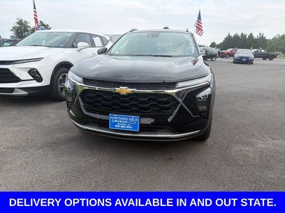 Used 2025 Chevrolet Trax LT