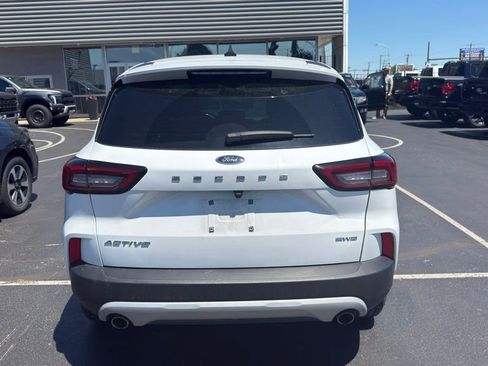 Used 2024 Ford Escape Active AWD/4WD image 4