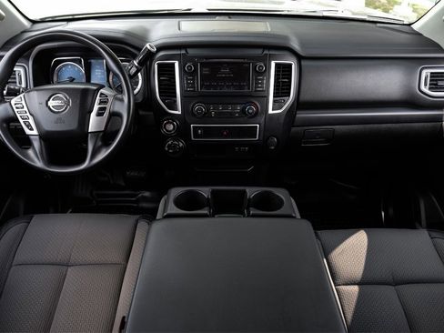 Used 2019 Nissan Titan S w/ S Utility Package image 10