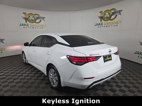 Used 2020 Nissan Sentra S image 6