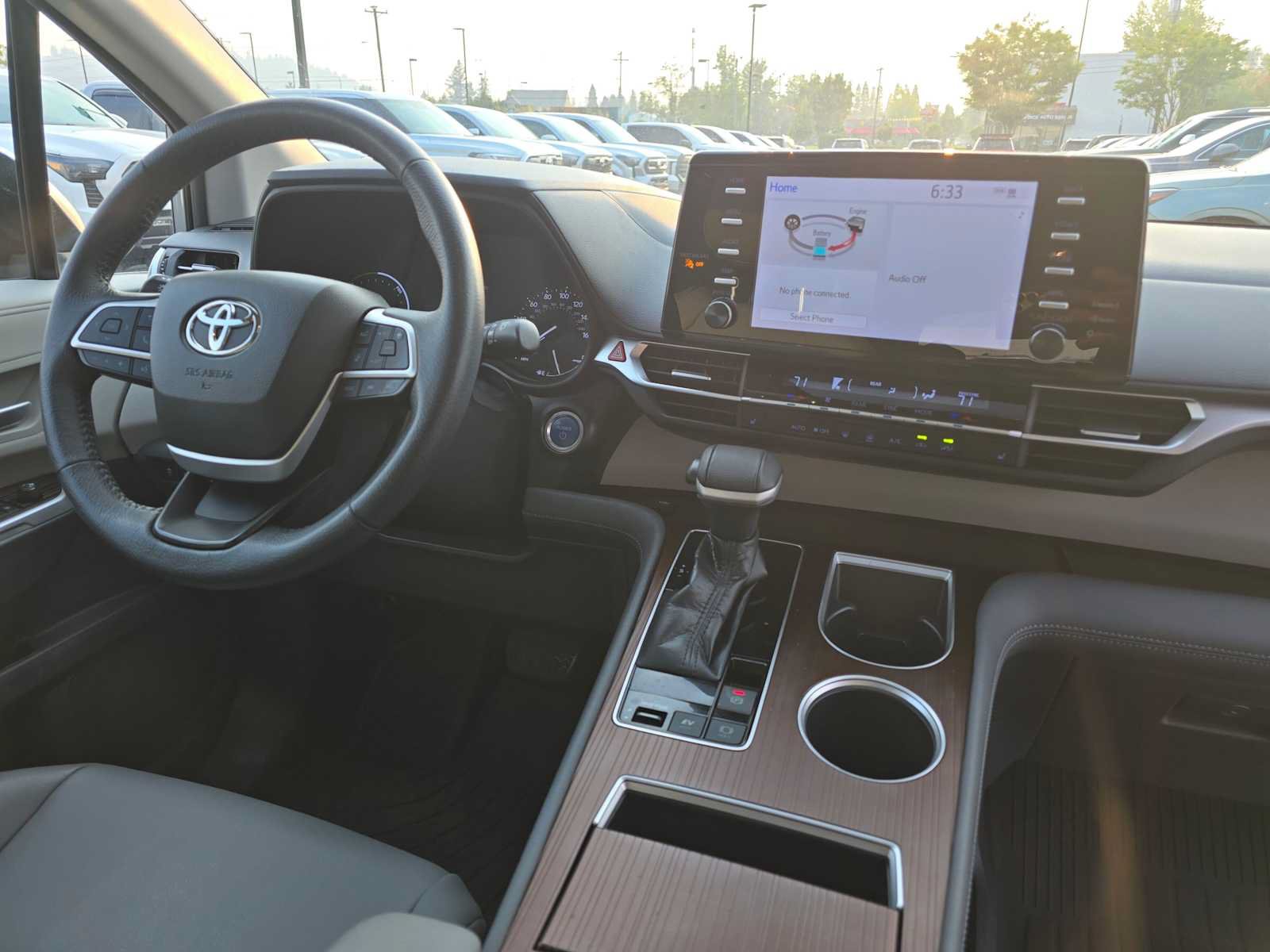 Certified 2021 Toyota Sienna XLE FWD image 13
