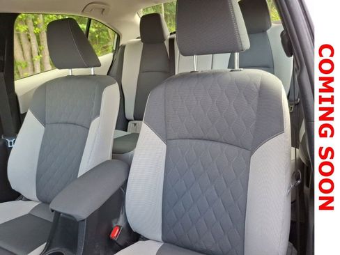 Used 2023 Toyota Corolla LE w/ LE Convenience Package FWD image 11