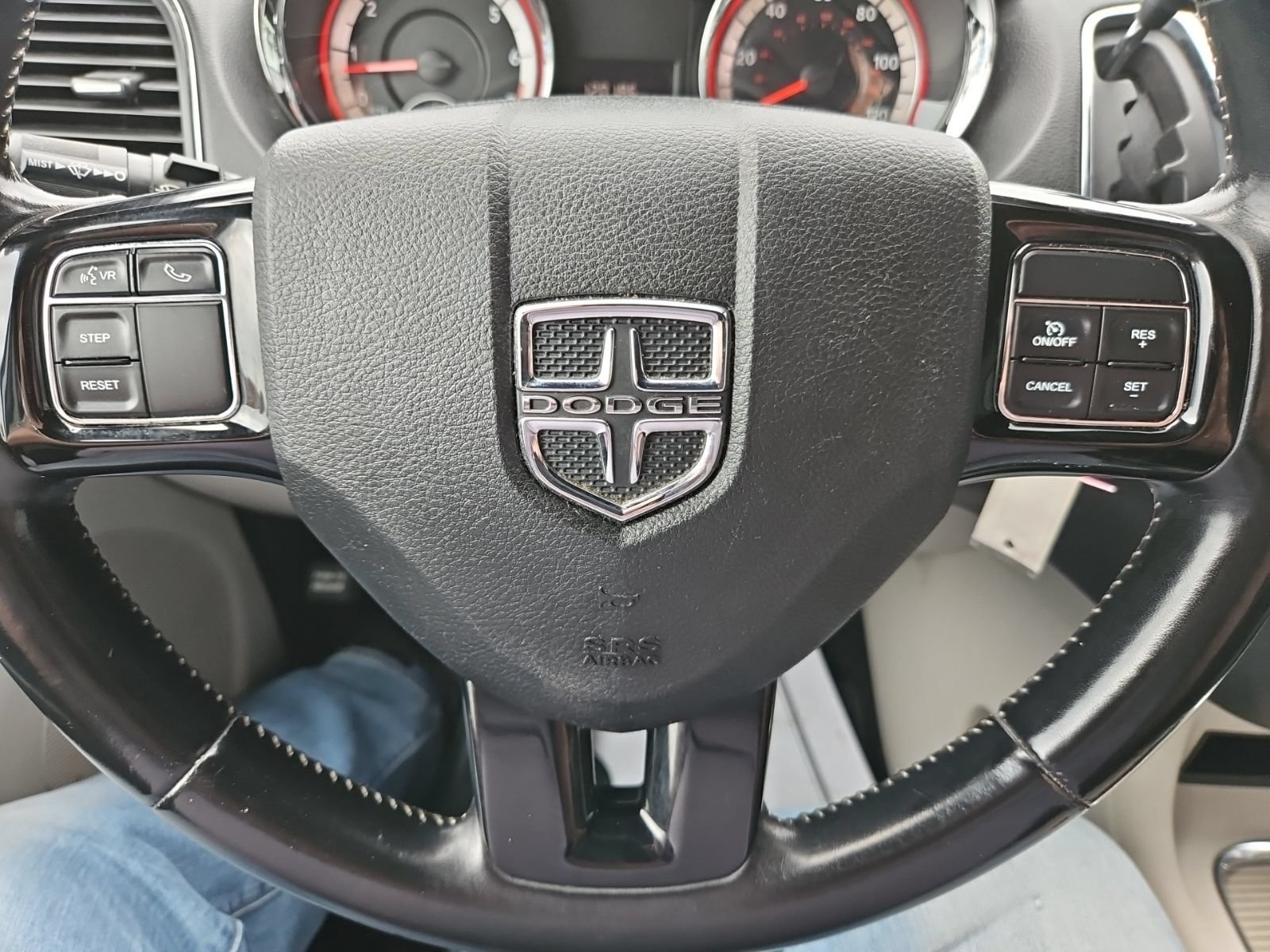 Used 2019 Dodge Grand Caravan SXT FWD image 29